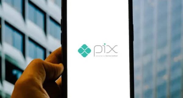 Golpes mais comuns envolvendo Pix e falsas promessas de investimento